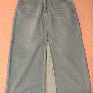 SHEIN Light Blue Wide-Leg Denim Jeans with Front Slit